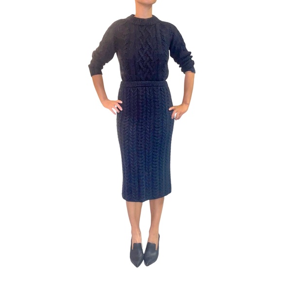 Navy Knit Skirt - Picture 2 of 2